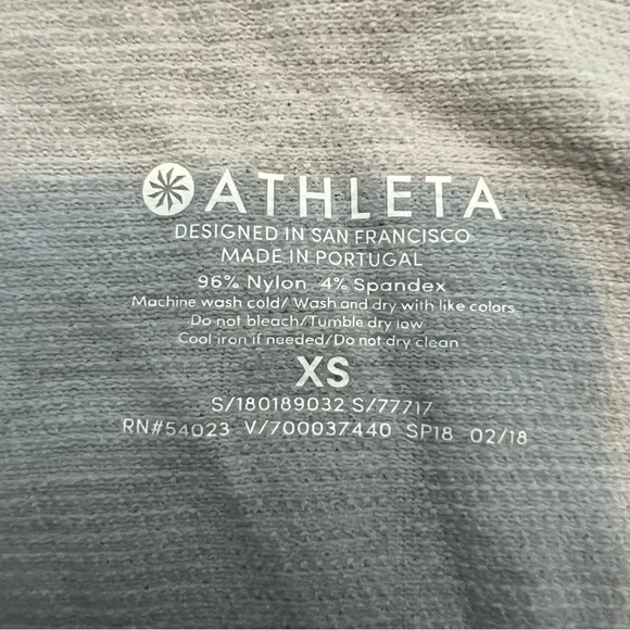 Athleta • Light Blue Gray Momentum Seamless Tank • Size XS - Picture 4 of 8
